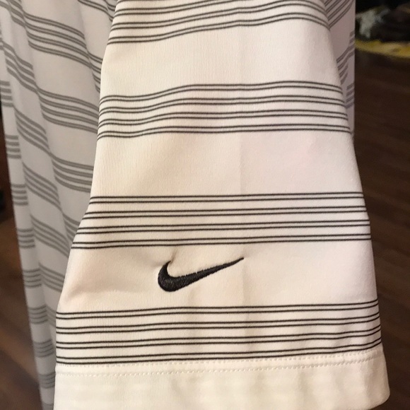 NWOT men’s black and white striped Nike golf polo - Picture 3 of 6